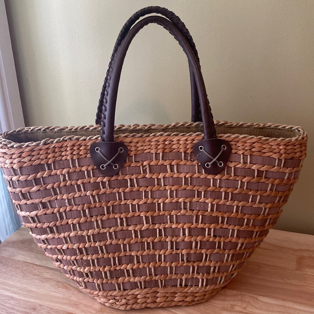 Bucket Straw Handle Bag with Braided Accents